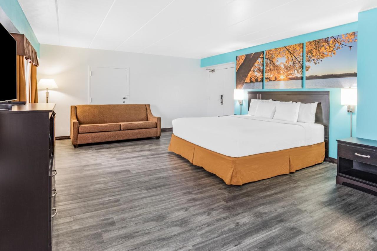 Days Inn By Wyndham Livonia Canton Detroit Szoba fotó