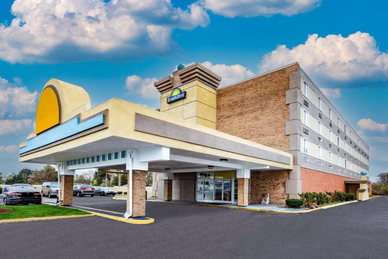 Days Inn By Wyndham Livonia Canton Detroit Kültér fotó
