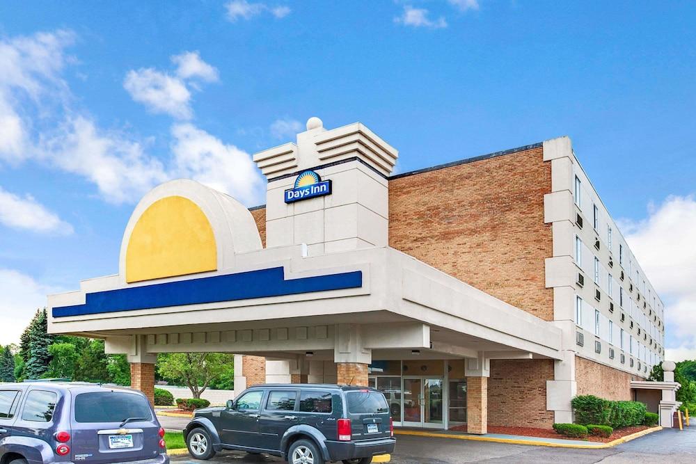 Days Inn By Wyndham Livonia Canton Detroit Kültér fotó